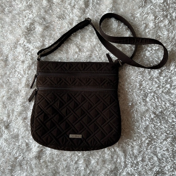 Vera Bradley Handbags - Vera Bradley quilted crossbody
